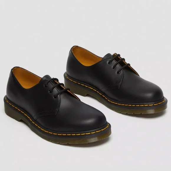 NEW! Dr. Martens 1461 Smooth Black Leather Oxford Shoes, Men’s 6, Women’s 7 - Picture 2 of 9